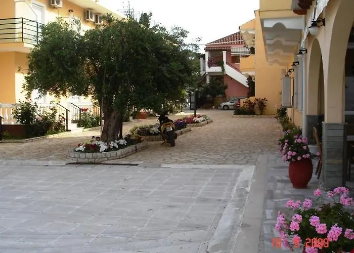 Lemon Grove Hotels And Studios